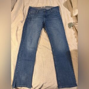 Ariat Women's perfect rise Straight Blue Jeans 34L